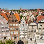 Moon Gdańsk