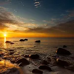 Moon Ξενοδοχείο με διαμερίσματα *