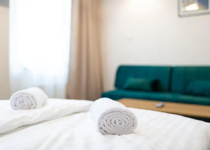 Moon 公寓式酒店 格但斯克