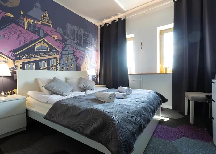 Moon 公寓式酒店 *